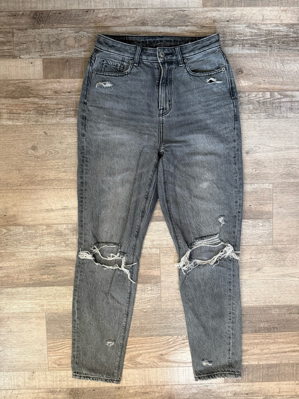 American Eagle High-Rise Distressed Gray Ripped Mom Jeans